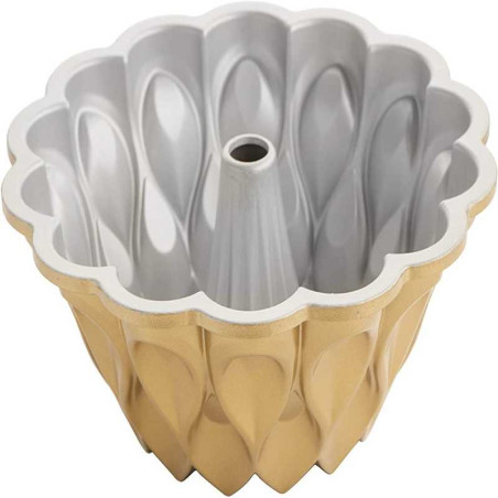 Molde de Chimenea de Corona de 10 Tazas de Color Dorado NORDIC WARE 91777