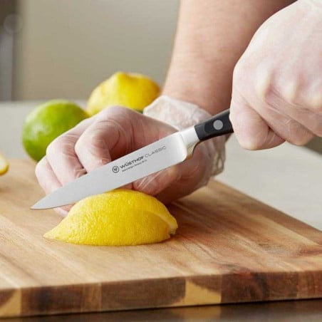 Cuchillo Utilitario Clasico de 4.5 Pulgadas WUSTHOF 1040100412