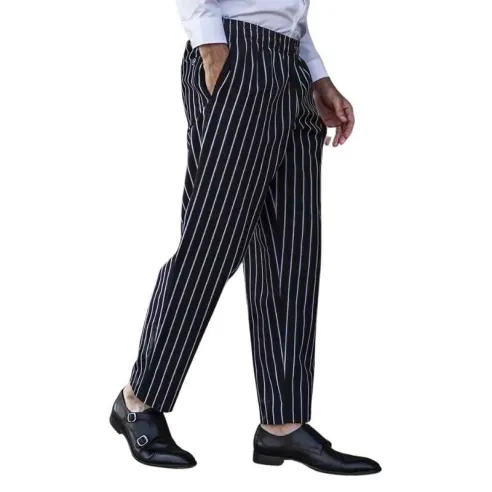 Pantalon de Color Negro con Rayas Blancas 122 Talla L CHECKEDOUT CU202C8600H-L