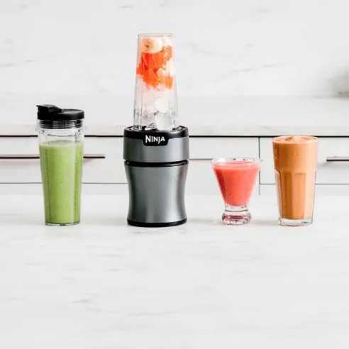 Licuadora Personal Nutri para 20 Onzas de 700W NINJA BN300