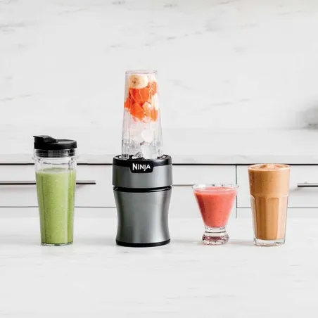 Licuadora Personal Nutri para 20 Onzas de 700W NINJA BN300