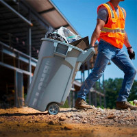 Basurero Redondo de 44 Galones de Color Gris Brute con 2 Ruedas RUBBERMAID 2131929 2
