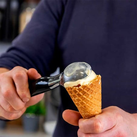 Cuchara Clasica para Helado de Acero Inoxidable con Puno Negro KITCHEN AID KCG117OHOBE