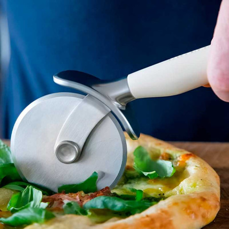 Roldana para Pizza de Acero Inoxidable con Puno Crema KITCHEN AID KAG113OHACE