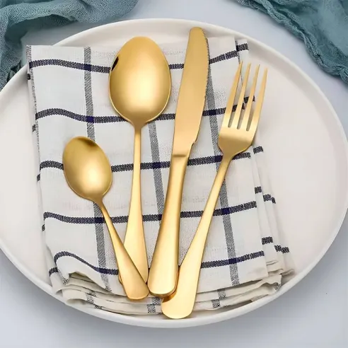 Juego de Cuberteria de Color Dorado de 24 Piezas TIPS BCS01-02