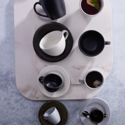 Plato Pluto reactivo negro para cafe estilo sofisticado y moderno 16 cm CORONA PP1941900324 2