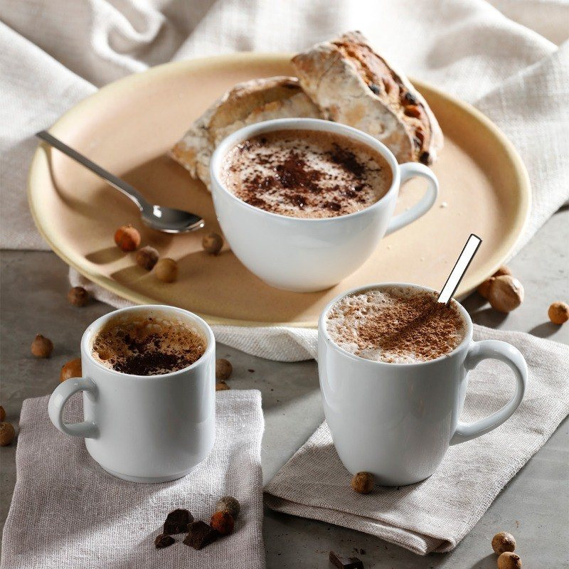 Taza Actualite clasica de porcelana blanca capacidad 348 ml CORONA PA1101906024